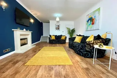 Image de Lovely 3 bedroom house - parking, garden & wifi