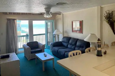 Image de Beachfront One Bedroom Condo w/Pool; 2 Night or 7 Night Stay. Pet Friendly!