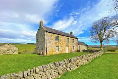 Image de 3 chambres à coucher à Elsdon