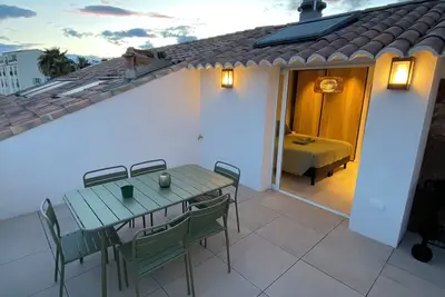 Image de Magnifique 6 personnes avec terasse tropezienne refait à neuf