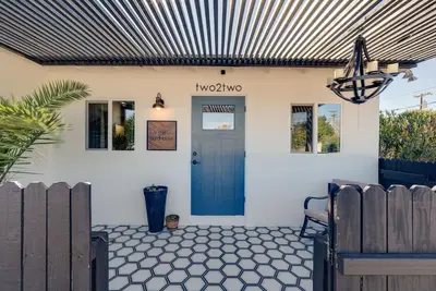 Image de 2 Bedroom, 1 Bath Newly Remodeled Condo 5 Minutes From Downtown Mesa