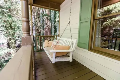 Image de Charming 4br ★ Family-Friendly ★ w/Backyard ★