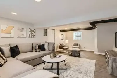 Image de Chicago urban house - 4 Bedroom 2. 5 bath