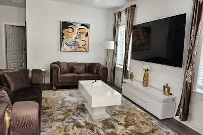 Image de Dallas Captivates and Inspires