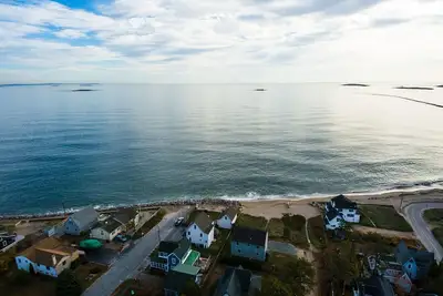 Image de Maine Beach Home, Maine Beach Home on the Coast of Southern Maine!