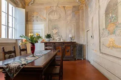 Image de Santo Spirito Frescoed 6 sleeps apartment