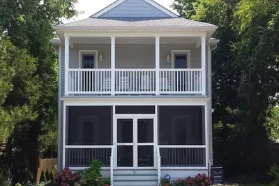 Image de Charming Cape May Point Home, 1 1/2 blocks to the beach and open layout