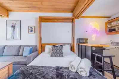 Image de Cozy Studio Mountain Retreat