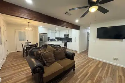 Image de A Home Away From Home - Rest, Relax, & Enjoy