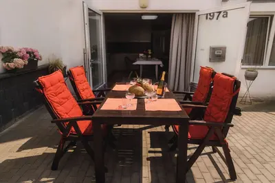 Image de Fully equipped lovely studio near Cologne in a peaceful area with own veranda