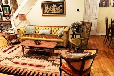 Image de MASSiVE Bohemian Oasis in Philly 5 BdrmSleeps 12
