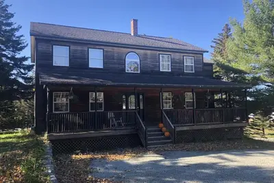 Image de “Drop Anchor” a cheerful and spacious residence