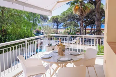 Image de Magnifique Appartement de 47m², Face mer Avec Terrasse de 25m²