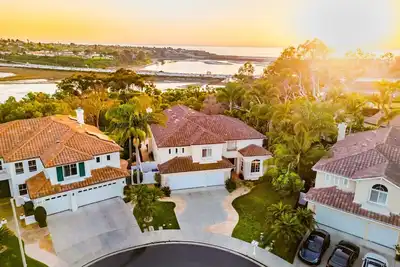 Image de Stunning Pacific View Resort Home Overlooking Ocean and Batiquitos Lagoon.