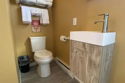 Image de The Ski Haus - Themed Tiny Home with Vintage Ski Lodge Flair Near Estes Park