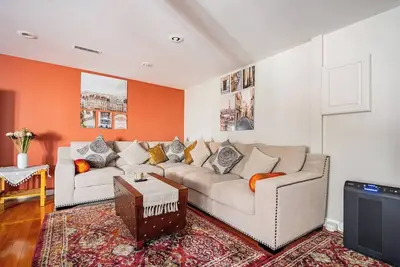 Image de Modern, Cozy & Chic 2 Br/1ba Apartment in Lincoln Square/Ravenswood, Chicago, Il
