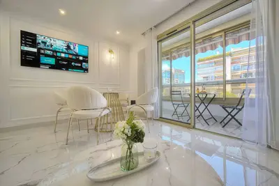 Image de Appartement de luxe à cinq minutes à pied de la Croisette