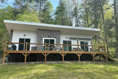 Image de New home close to DuPont and Pisgah National Forest