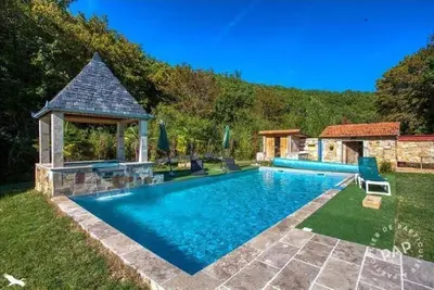 Image de Villa tout confort - Famille- Piscine -Terrasses/Climatisation.