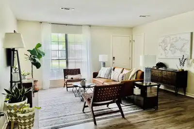 Image de Zen Boho House 3 Bedroom Furnished