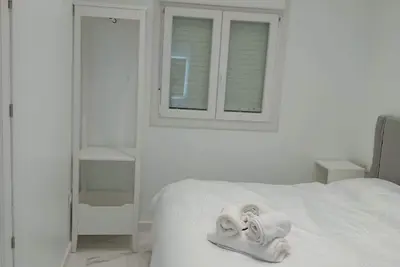 Magnificas Habitaciones en Preciosa Casa Reformada Ubicada en Pleno Centro