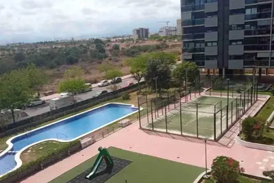 Image de Pool and beach apartment