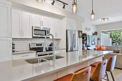 Image de The Berg - 2 Br/2Bth Townhome, Ac