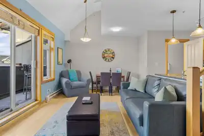 Image de One bedroom Cozy Lofted Getaway