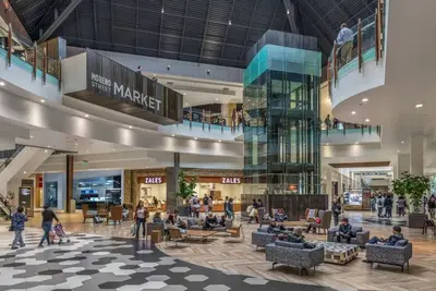 Image de 5 Bdr Montclair Home with Dome