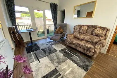 Image de Dog Friendly Holiday Chalet close to the Beach Bar & Restaurant on-site