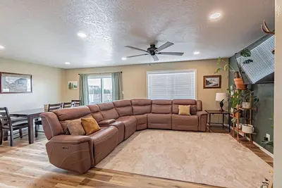 Image de House in the Country