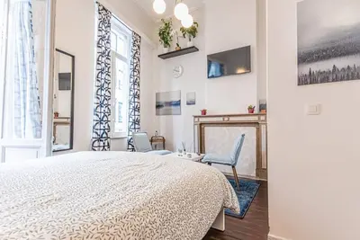 Image de Modern Comfort: Elegant 5 Br Apt. at Ghent\\'s Core