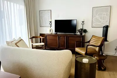 Image de Walk to Town, 2 Bedrooms, Mcm, Hearst Castle, Grocery and Antique Stores