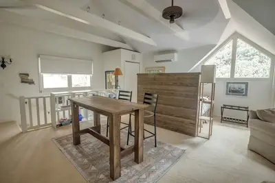 Image de Studio Apartment in the Mirror Lake area of Highlands, Nc