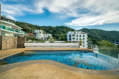 Bright sea view apartment Kata Ocean View J11