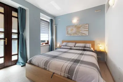 Image de Appartement \"Il Gelsomino\" près du lac avec Wi-Fi