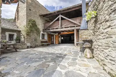 Image de Ferme 'El Raco De Cal Maró' avec vue sur la montagne, terrasse privée et Wi-Fi