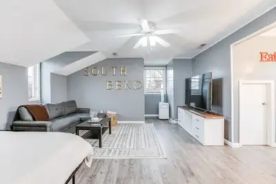 Image de Cozy Apartment 15 min to Nd - Sleeps 5!