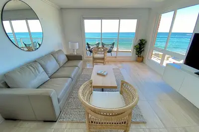 Image de Gobsmacking Views 2, with Direct Beach Access