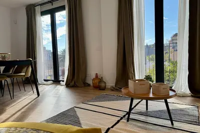 Image de Fabuloso Tríplex en Mataró, a 10 Min. de la Playa!