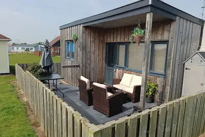 Image de Detached Cabin, 2-Bedroom Chalet on Bridlington Bay South Shore Park.