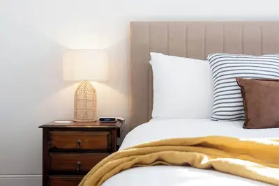 Image de Comfortable Urban Cottage with WiFi & Parking