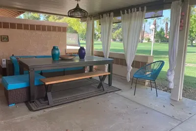 Indian Palms Retreat: Views, Shade, Relax