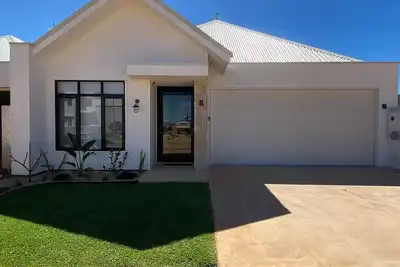 Image de 27 Bluefin Cove - Quaint Family Home