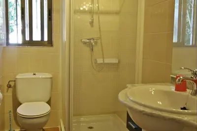 Image de Bungalows en Première Ligne de la Plage et vue sur la mer