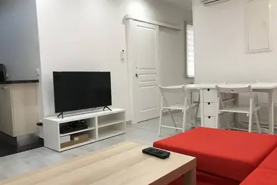 Image de Large 4 pièces - 3 chambres - climatisé - ascenseur