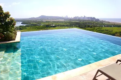 Image de Unit 408 - Indulge in a relaxing stay at this breathtaking unit of Cartagena