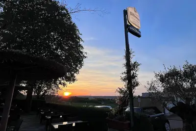 Image de Gemütliche Ferienwohnung im Familiengeführten Gasthaus Wollscheid
