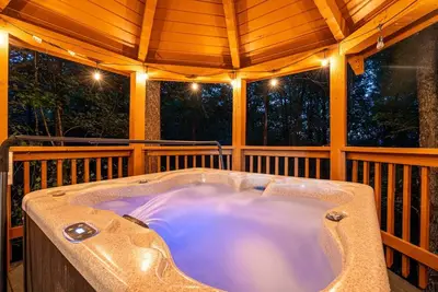 Image de Secluded Cabin with the Perfect Hot Tub
