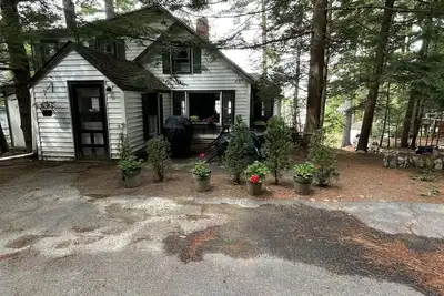 Image de Pet Friendly With A Sandy Beach And Dock